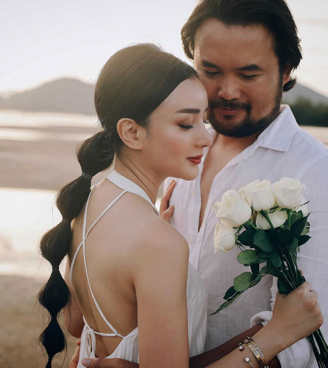 Với gương mặt khả ái và vẻ ngoài sang trọng, Angela Chu được mệnh danh là “Phạm Băng Băng phiên bản Việt”.