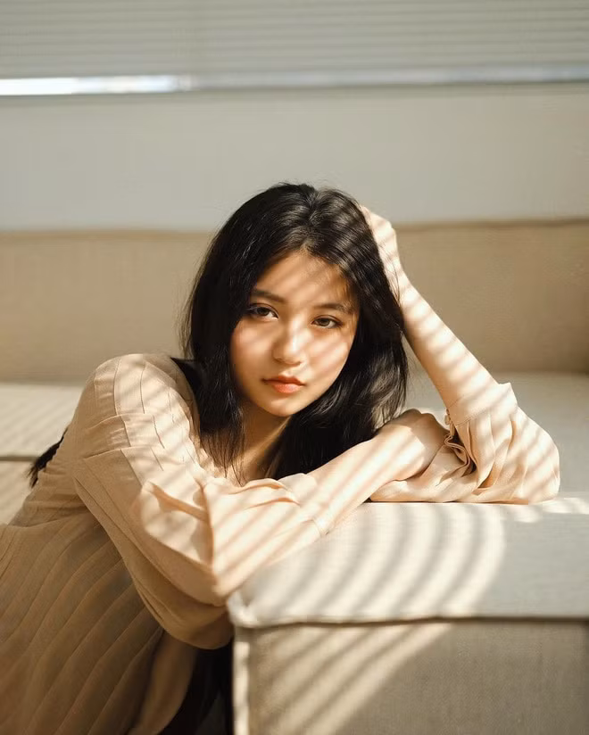 Được mệnh danh là cô nàng nữ thần xinh nhất Instagram, Bâu hay Nguyễn Ngọc Phương Vy chính là một trong những hot - Instagramer đến thời điểm này. Cô nàng sở hữu số lượng người follow đáng ngưỡng mộ: 385.000 người.