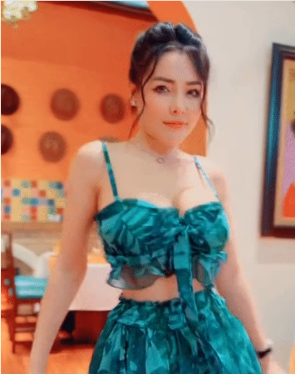 Khác với những lần nhảy nhót có phần phản cảm trước kia, xuất hiện với hình ảnh nền nả ở lần này, Ngân 98 đã nhận về không ít những lời khen ngợi từ cộng đồng mạng.