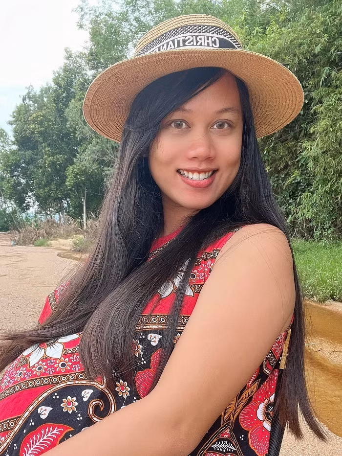 Sau bao khó khăn vất vả, không có một gia đình trọn vẹn cuối cùng hai vợ chồng hiện tượng mạng này đã xây dựng được tổ ấm của riêng mình.