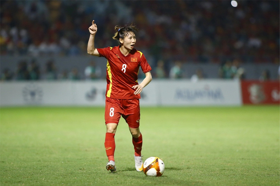 Tuy nhiên, kể từ sau giải AFF Cup nữ 2022, cầu thủ thuộc biên chế CLB bóng đá nữ TP.HCM không còn nằm trong đội hình chính.