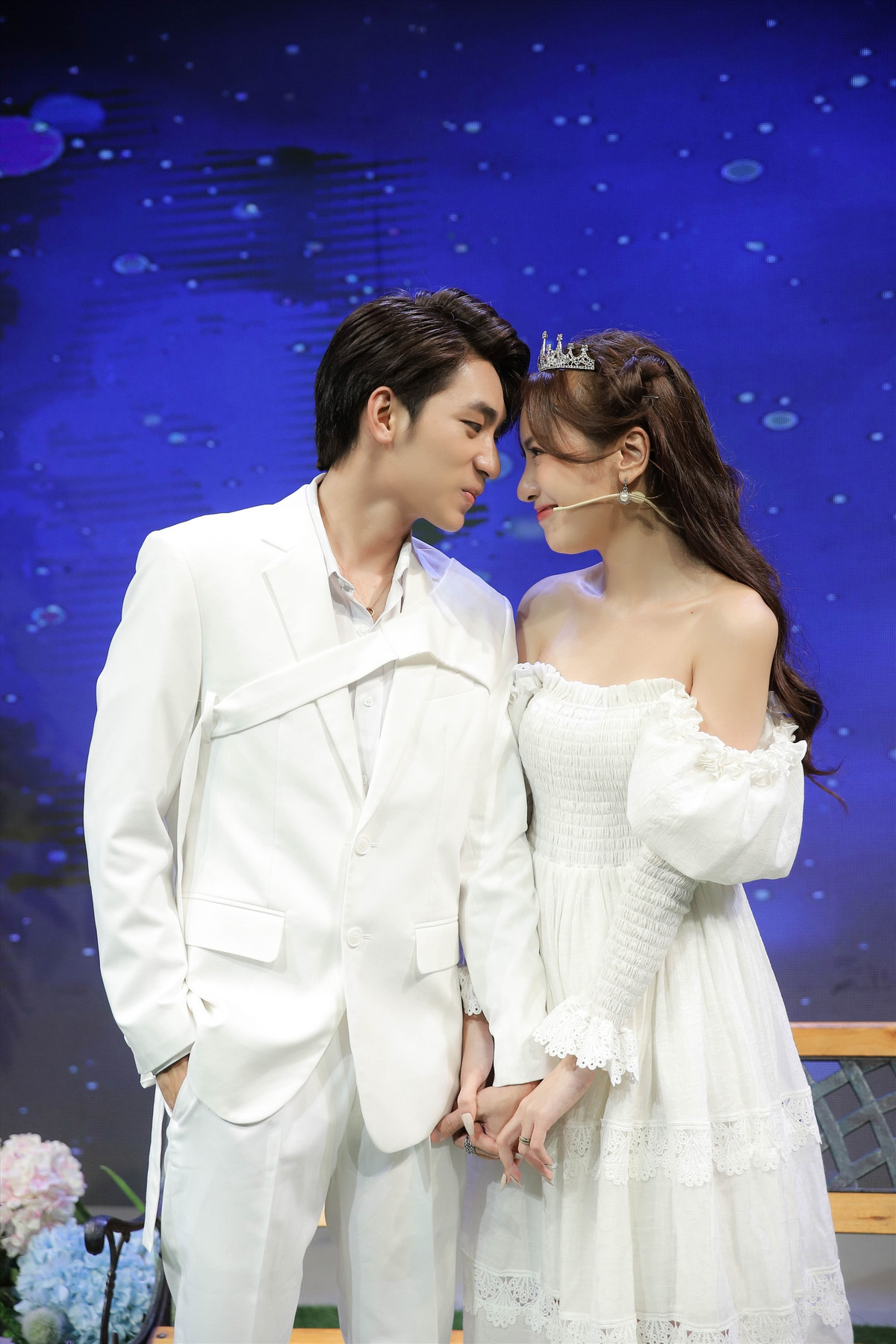 Cùng lúc này, Ngô Đức Hải cũng đăng tải bài viết dài trên trang Facebook cá nhân thông báo chia tay bạn gái sau gần 3 năm yêu. “Chúng mình đã chính thức dừng lại”, anh chia sẻ.