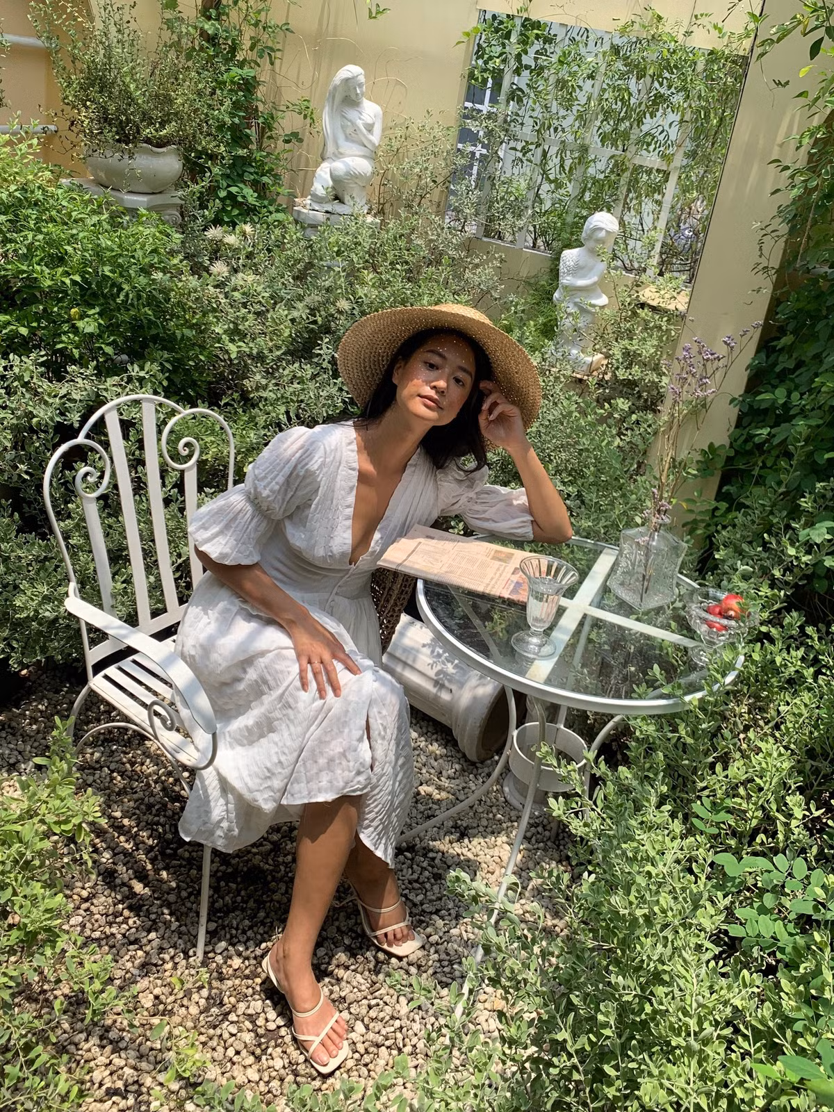 Về chuyện tình cảm, Amandine đã trải qua vài lần yêu đương. Trong số đó có cả trai Việt và trai nước ngoài.