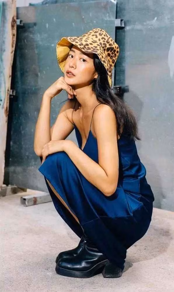 Nhờ ngoại hình cuốn hút, Amandine đã được nhiều rapper Việt "chọn mặt gửi vàng".