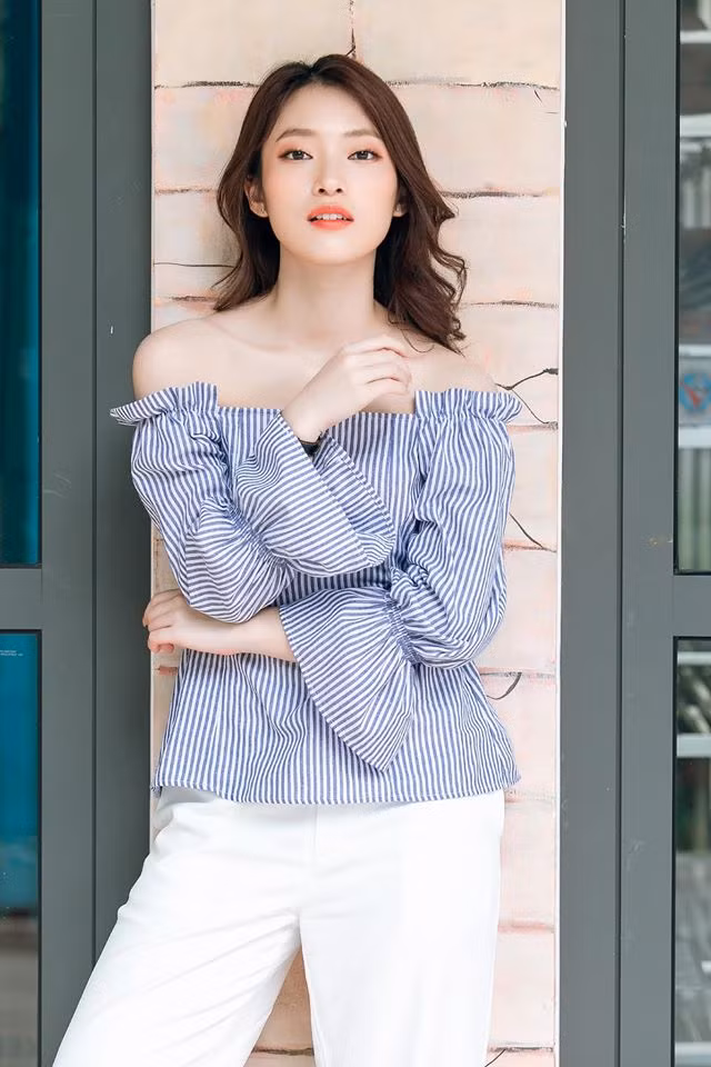  Hot girl Khánh Vy khẳng định “những gì mình đang làm đã vượt qua danh xưng ngày đó”, nhưng cô nói thêm “mọi người gọi là gì cũng được, nhớ tới Vy là hạnh phúc rồi”.