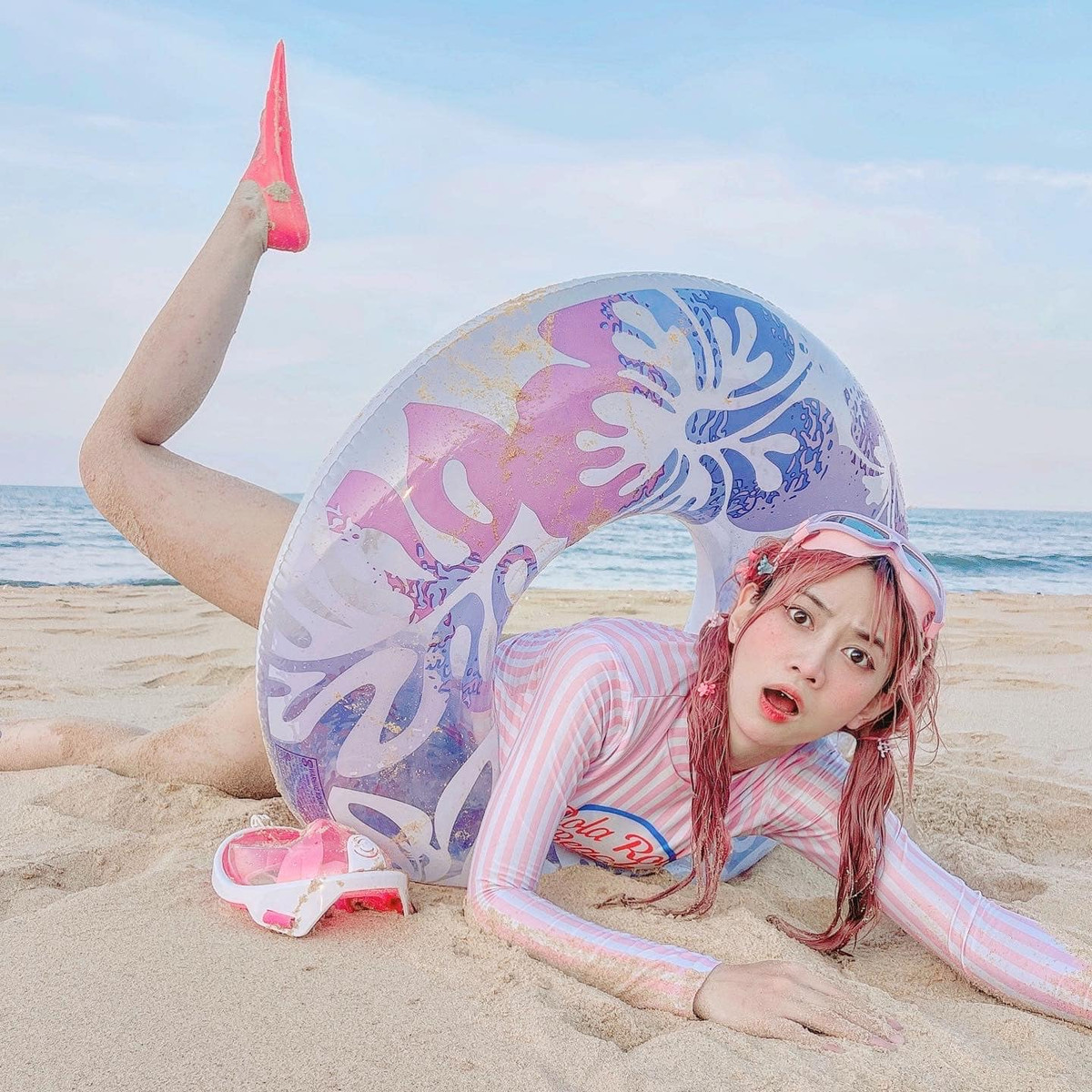 Thời gian gần đây, " hot girl TikTok" Lê Bống xuất hiện rất nhiều trên các trang tin, mạng xã hội.