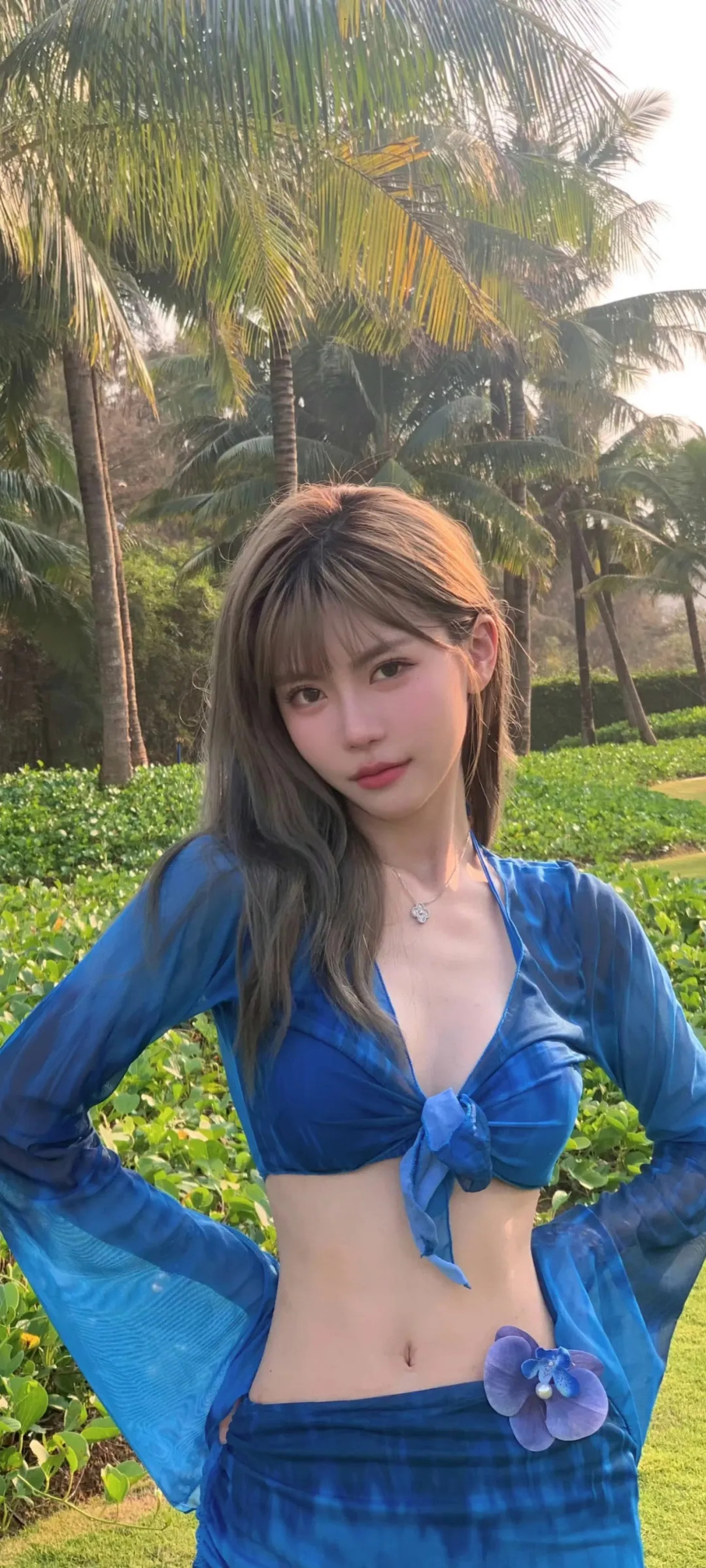 Từng được coi là một trong “tứ đại mỹ nhân” của LPL, thế nên ngay cả khi đã rời bàn phân tích chuyên môn, danh tiếng của Chu Thục Di vẫn không hề suy giảm.