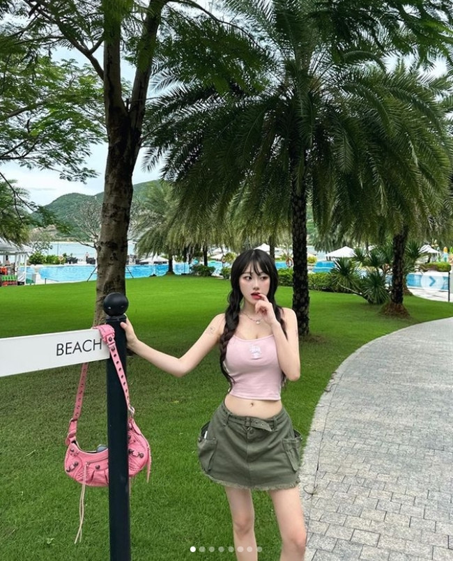 Được biết, Sejin giữ gìn dáng vóc và làn da bằng cách bơi lội và tắm khoáng, tắm bể sục thường xuyên.