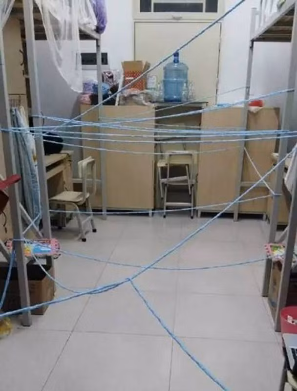 Trong thời buổi "1 mét vuông 3 thằng trộm" khiến người ta trở nên cảnh giác hơn, cũng từ đây mà xuất hiện nhiều biện pháp chống trộm cực sáng tạo.