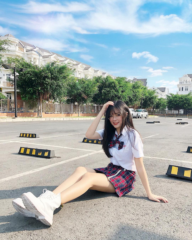 Tiết lộ thêm về hình mẫu lý tưởng, Thụy Hân cho biết mình... chẳng có quy chuẩn bạn trai nào cả, chỉ cần phù hợp là được.