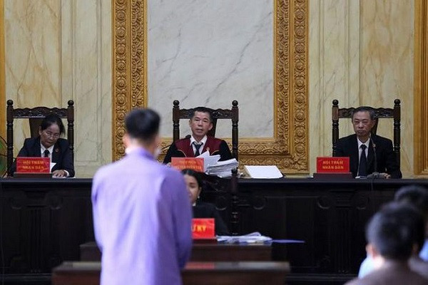 Tinh tiet bat ngo trong phien xu Tuan 'khi'