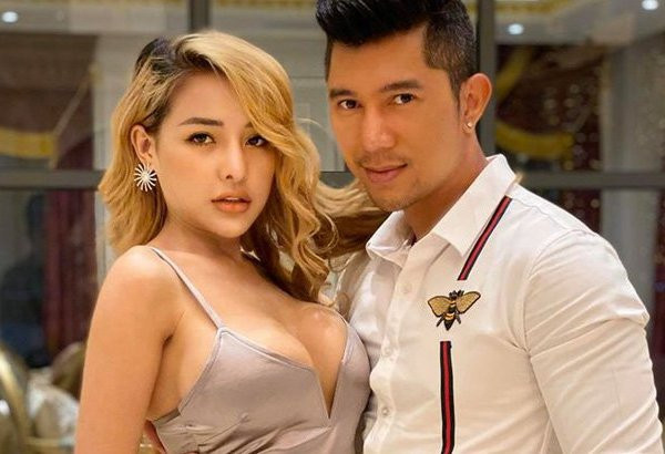 Sau màn ăn mặc hớ hênh trên, Ngân 98 bị cấm diễn và bị phạt 40 triệu đồng cho hành vi của mình.