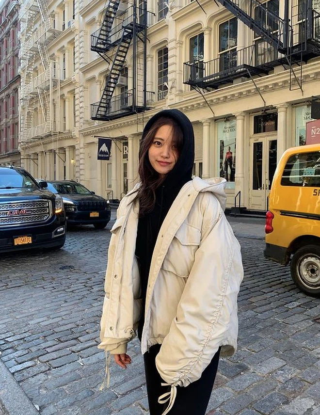 Sự tích cực trong cách sống một mình của Michelle Choi khiến cô ngày càng có nhiều fan.