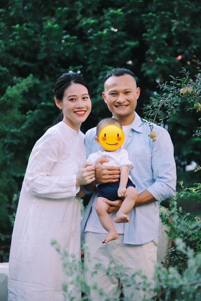 Người bạn đời của Nguyễn Trọng Hoàng là Quỳnh Anh. Cô xuất thân trong 1 gia đình trí thức, hiện đang công tác trong ngành công an.