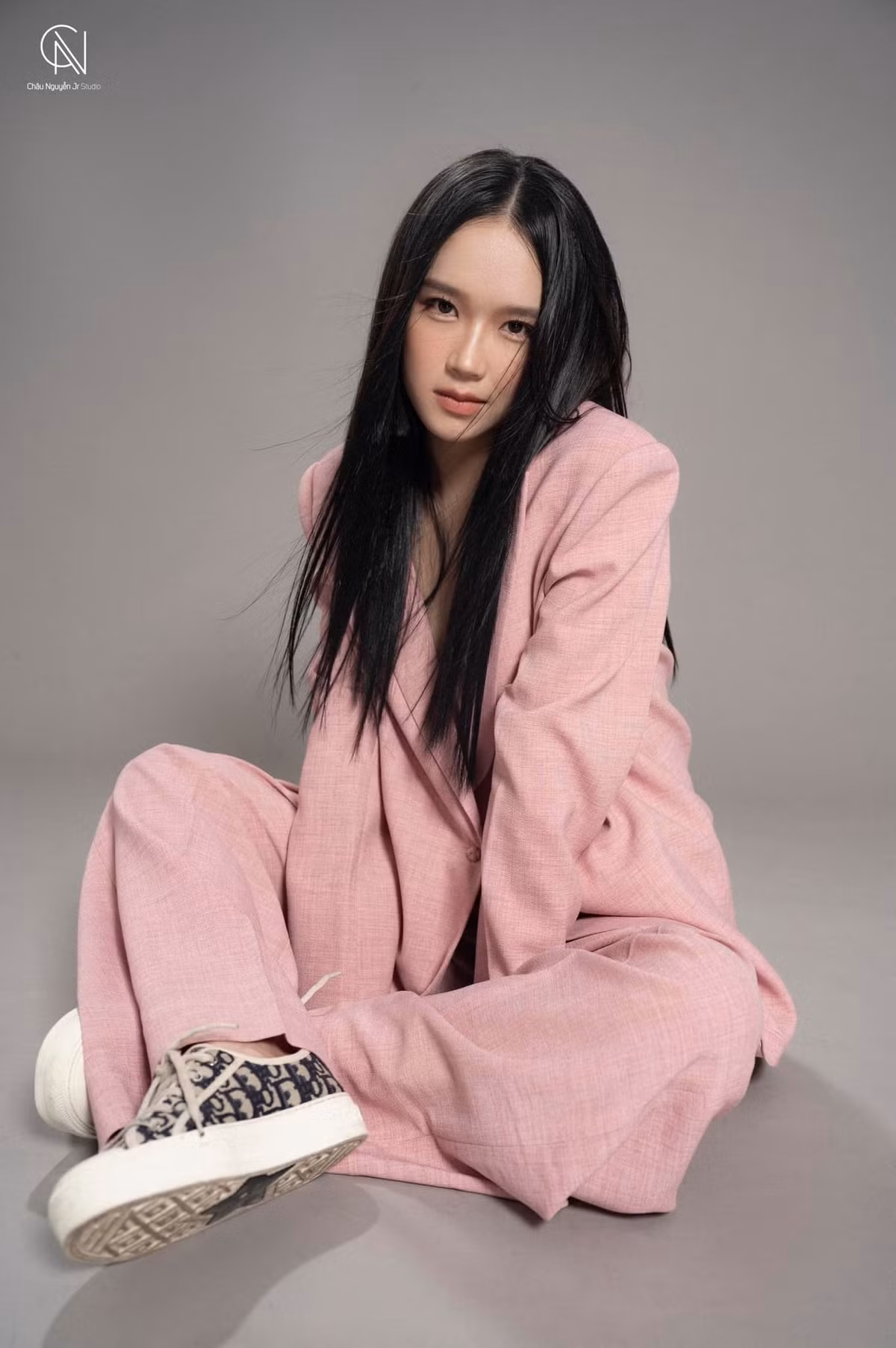 Với Tâm Xíu, những ai khi có gia đình thì thời gian còn qua nhanh gấp đôi. Bản thân cô lại bận rộn, chỉ muốn có 3 đầu 6 tay để vừa làm tốt cả công việc lẫn chuyện nuôi con.