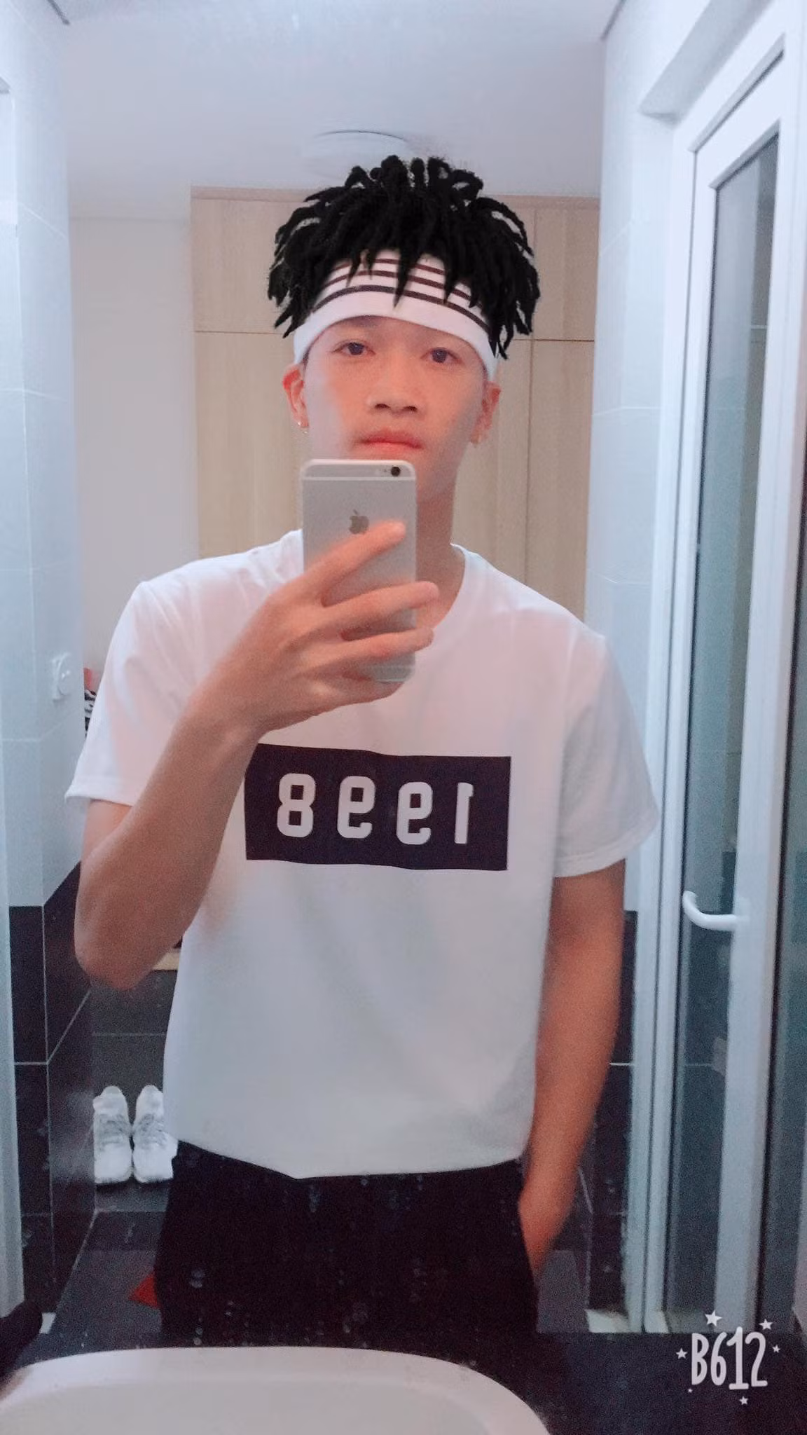 Ngày thường thư sinh nhưng khi diện style tóc "dreadlock", trông Hoàng Đức khá ngầu.