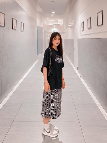 Ngoài ra, Thanh Nhã cũng chia sẻ thêm về danh xưng hoa khôi, hot girl ở tuyển nữ Việt Nam rằng: "Tôi khá bất ngờ với những lời khen của mọi người. Trong quá trình thi đấu, tôi đã nhận được nhiều tin nhắn hỏi thăm, động viên của mọi người. Tôi cũng rất vui và xem đó là động lực để cố gắng".