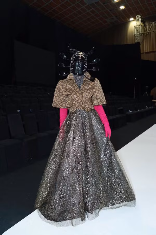 Thời "hoàng kim", một lần livestream bán hàng của Norin Phạm đều có tới hàng trăm ngàn lượt xem, có lúc còn đạt đến 1.3 triệu người cùng theo dõi.