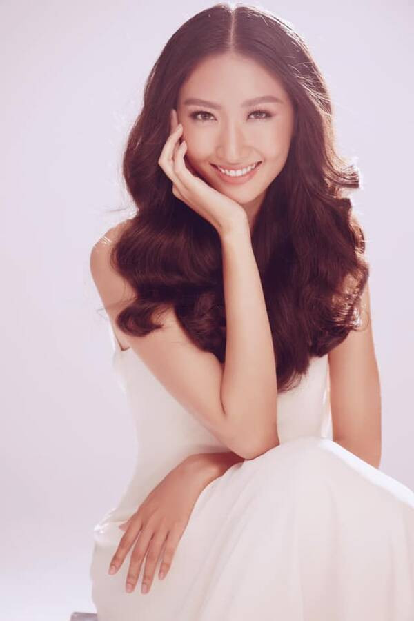 Với chiều cao 1m77, gương mặt đẹp, thần thái “không đùa được đâu”, Nguyễn Thị Thanh Khoa đã xuất sắc giành ngôi vị cao nhất của cuộc thi hoa khôi Đại học Công nghệ thành phố Hồ Chí Minh vào năm 2019.