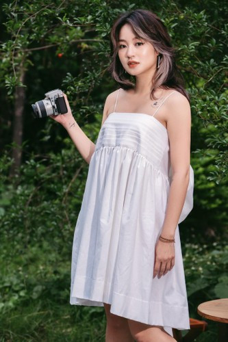 Dưới phần bình luận, nhiều dân mạng thể hiện sự đồng tình trước phản ứng của Mi Vân. Bên cạnh đó cũng dành nhiều sự động viên tới cựu hot girl.