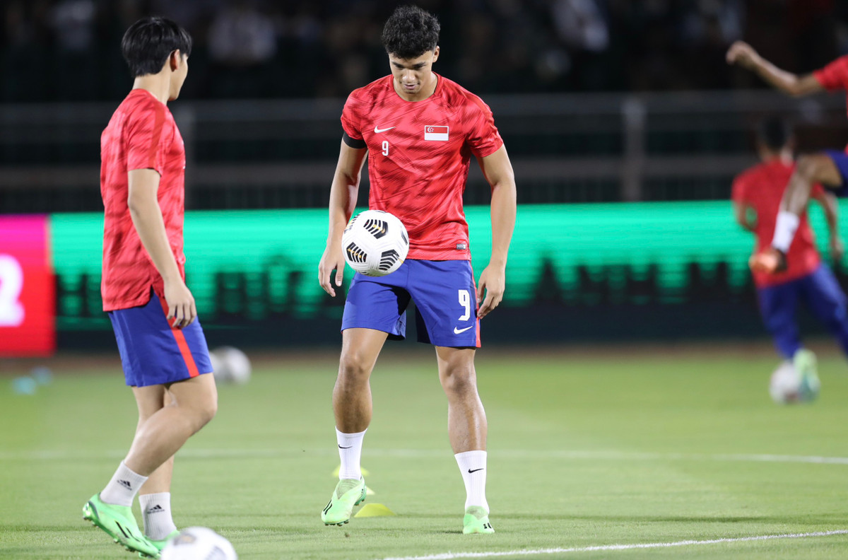 Thang Singapore 4 sao, doi tuyen Viet Nam mo man FIFA Day man nhan-Hinh-15