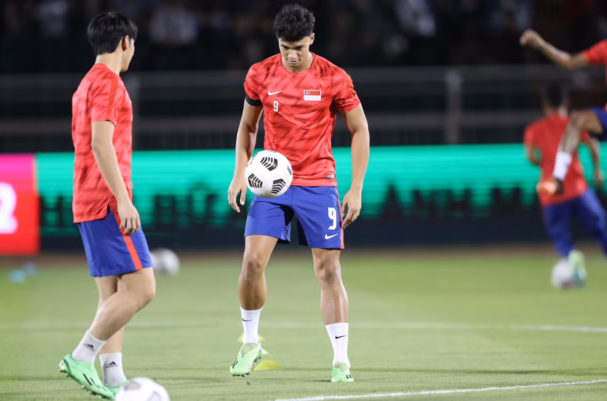 Thang Singapore 4 sao, doi tuyen Viet Nam mo man FIFA Day man nhan-Hinh-15