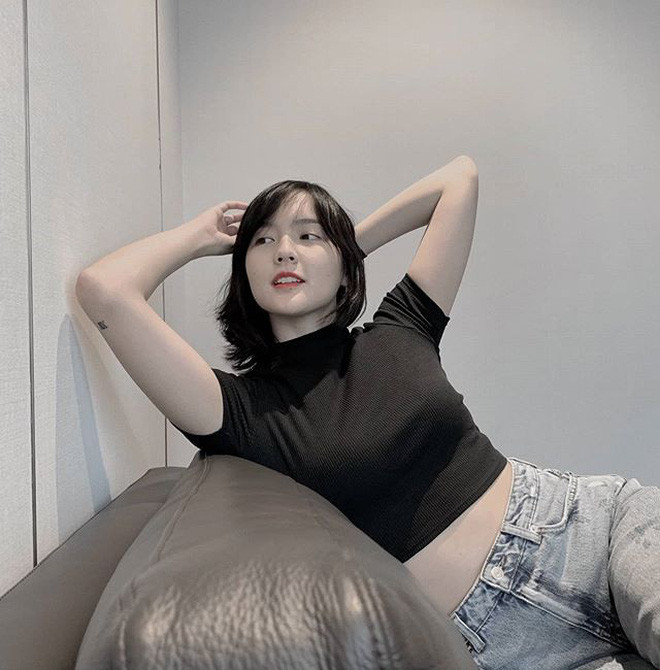 Các netizen đã chia làm 2 phe, một bên khẳng định nữ diễn viên Hải Tú vẫn xinh đẹp và dễ thương.