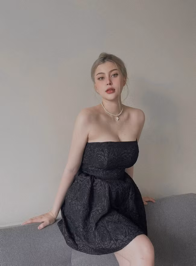 Cô nàng chỉ chia sẻ, mình và chồng đã có thời gian dài bên nhau. Cô được gia đình chồng hết mực yêu thương, chiều chuộng.