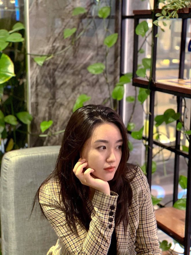 Thậm chí, nhiều người từng nhận xét về Dung Trần rằng dù ăn mặc thì phong cách gì thì cô nàng trông vẫn rất cuốn hút.