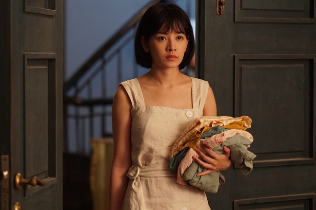 Chỉ một đoạn trong phim Chị chị em em, nhan sắc ngọt lịm đường của Chi Pu với mái tóc ngắn đã làm CĐM "điên đảo", đòi cô nàng cắt ngay và luôn kiểu tóc như thế.