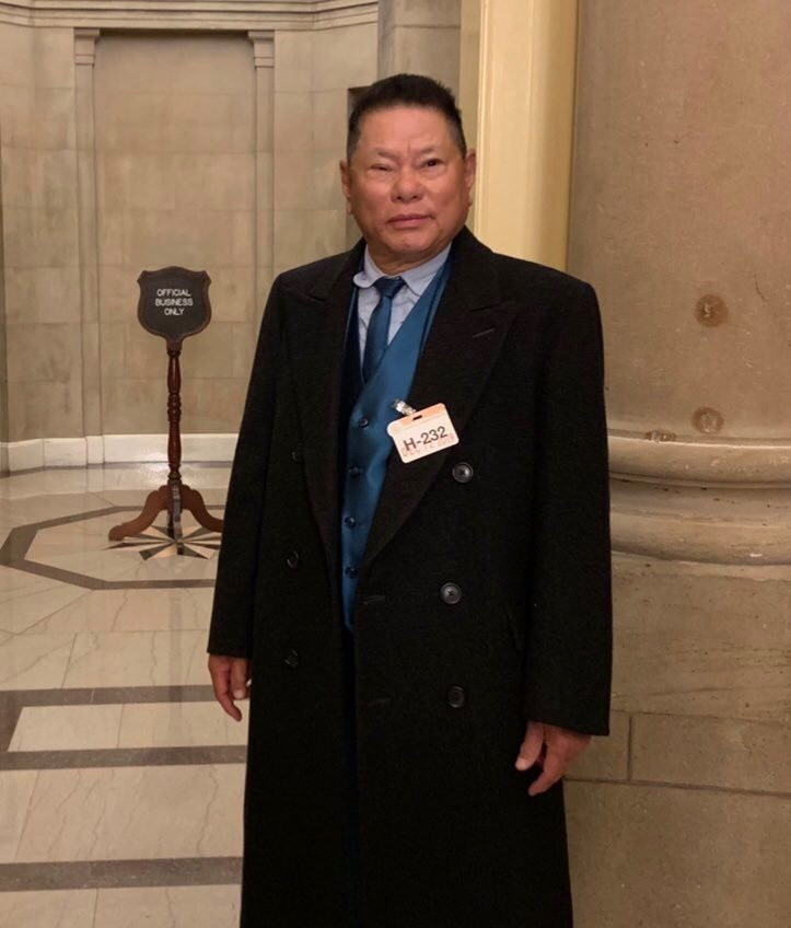 Năm 2016, Ngọc Trinh và ông Hoàng Kiều khiến khán giả xôn xao khi công khai mối quan hệ tình cảm dù chênh lệch tới 45 tuổi. Những khoảnh khắc thân mật của cặp đôi được lan truyền chóng mặt trên mạng xã hội, trở thành đề tài bàn tán và được dư luận đặc biệt quan tâm. Thậm chí, vị tỷ phú này còn cho biết cả gia đình đều ủng hộ mối quan hệ này. Tuy nhiên không lâu sau đó, cả 2 đã đường ai nấy đi.