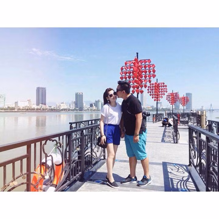 Trước đó, tháng 6/2019, Forbes điền tên Đà Nẵng vào danh sách "Thành phố đẹp và có mức chi tiêu hợp lý nhất cho người nước ngoài".