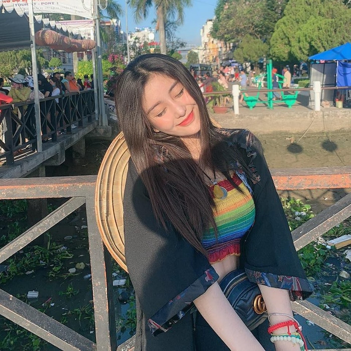 Tính đến thời điểm hiện tại, con số followers trên Instagram của Võ Ngọc Trân là 605.000 người, là một trong những hot girl không hoạt động showbiz nhưng lại có số người theo dõi đáng ngưỡng mộ.