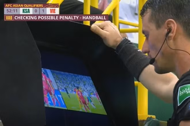 Doi tuyen Viet Nam 1-3 A Rap Xe-ut: Hay khong bang hen-Hinh-2