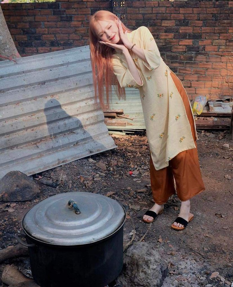 Không những vậy, dân mạng còn dành lời khen cho Xoài Non bởi vẻ dễ thương, giản dị và rất gần gũi.