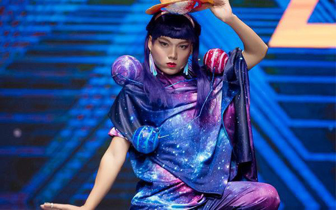 Bên cạnh những người cười nghiêng ngả vì khả năng "tấu hài" của Mèo Thoại thì cũng có không ít bình luận phản ứng, lên án màn biến hình “giả trân”, thậm chí có phần thái quá của hiện tượng mạng này.