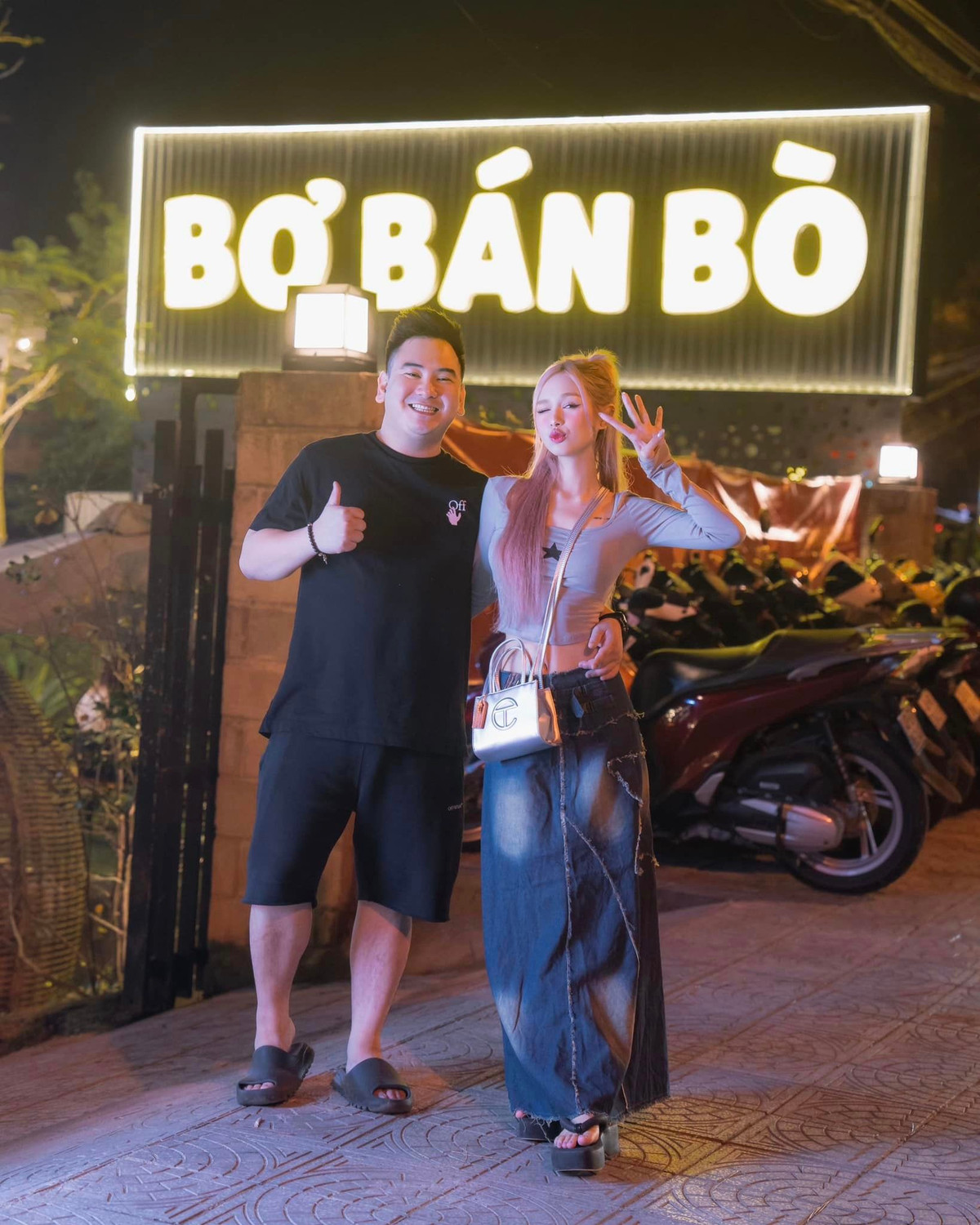 Chia sẻ này của Xoài Non cho thấy cô nàng đã rất tháo vát, có thể tự kiếm tiền tiêu vặt từ khi còn đi học.