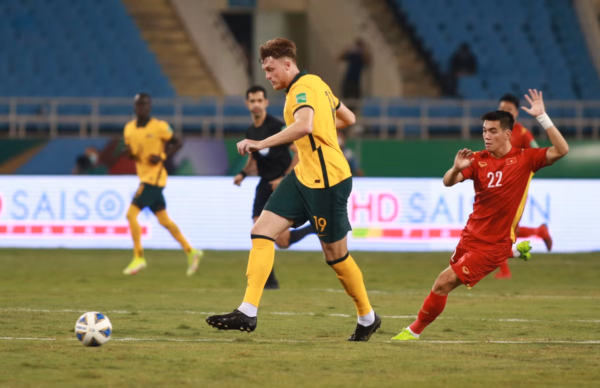 Nhưng bên cạnh đó cũng có điều đáng tiếc, đặc biệt với phong độ với các cầu thủ đội tuyển Việt Nam trên hàng công nên sau 2 trận ra quân chỉ có vỏn vẹn 1 bàn thắng, dù chẳng phải không có những cơ hội ngon ăn.