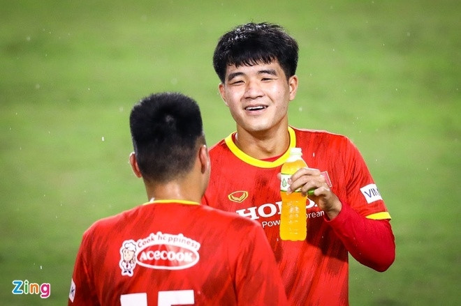 Không chỉ ở cách tiếp cận trận đấu, cần thiết hơn nữa HLV Park Hang Seo cũng có thể tìm thêm những nhân tố mới của bóng đá Việt Nam để làm mới hàng công.