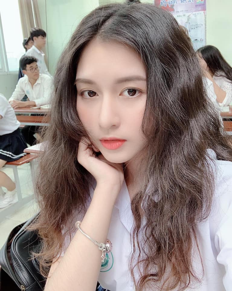 Ngoại hình đẹp là một lợi thế không nhỏ của Phương Quỳnh trong nghề diễn viên.