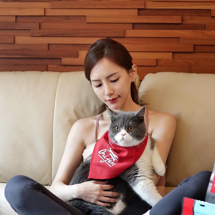 Wang Mei có lượng người theo dõi tăng liên tục nhờ chăm chỉ đăng những bức ảnh gợi cảm, khoe nhan sắc nổi bật lên mạng xã hội.