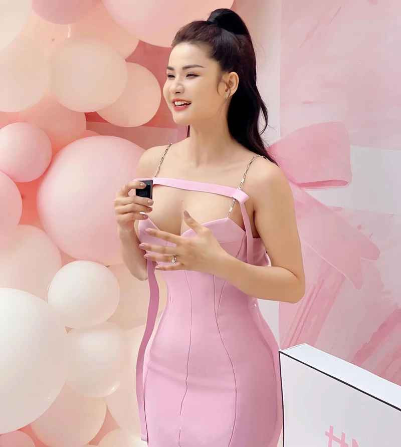 Chiêm ngưỡng vẻ đẹp của Ny Trần.