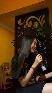 Dù chỉ là những lần cất giọng ngẫu hứng nhưng mỗi clip như vậy của Doãn Hải My thu hút hàng triệu lượt theo dõi.