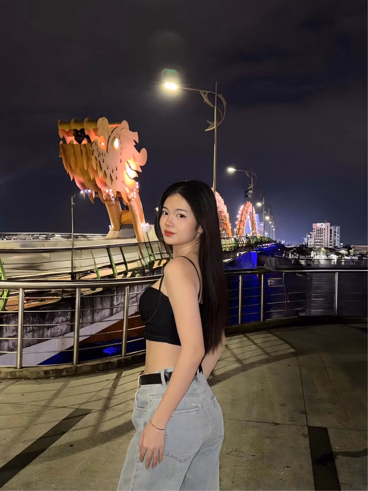 Nhan sắc đời thường của Huỳnh Nhi.