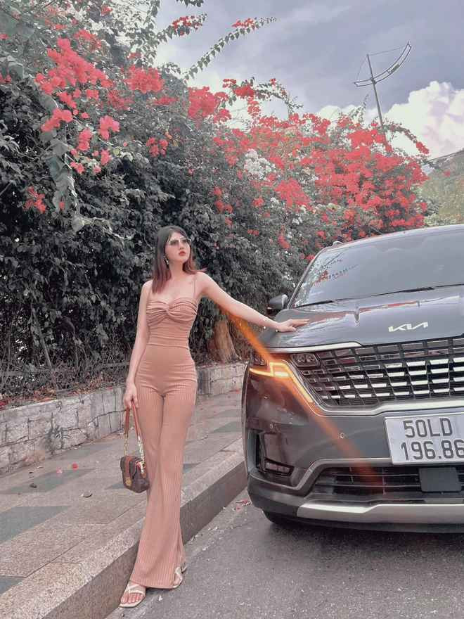 Nhan sắc của Huỳnh Nhi, xinh đẹp ấn tượng ngay cái nhìn đầu tiên