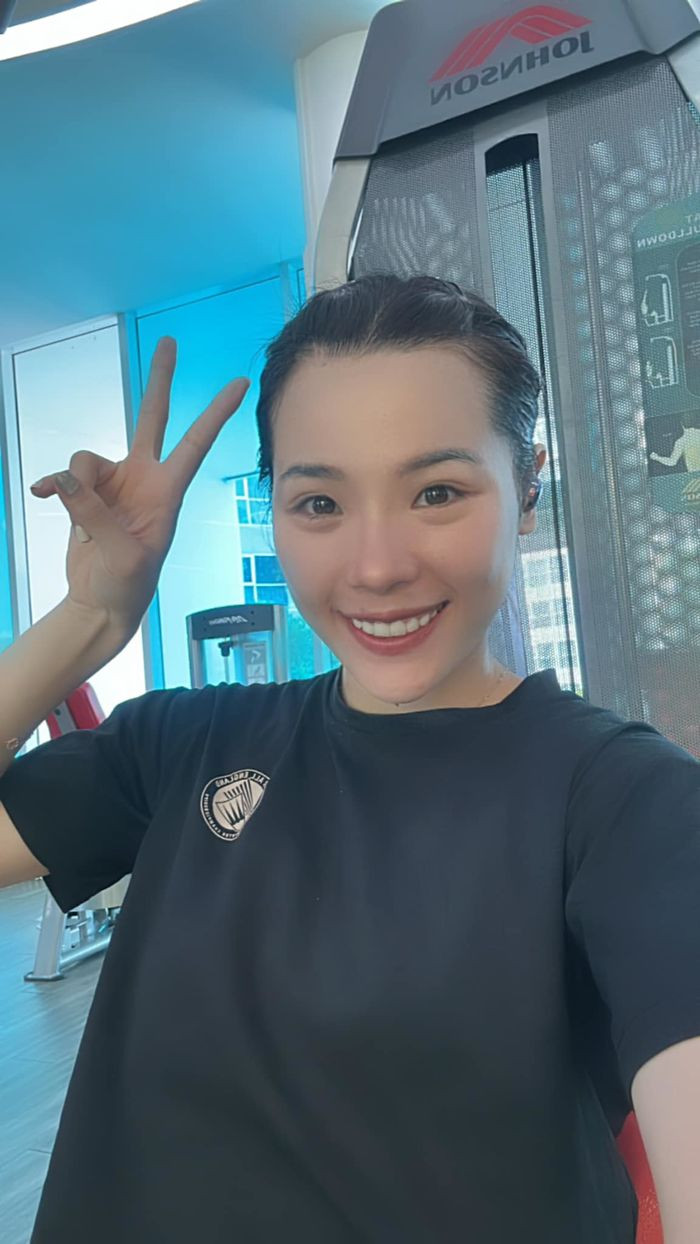 Ngắm nhìn những hình ảnh đời thường trên trang cá nhân của Thùy Linh, khán giả hâm mộ chắc hẳn càng xuyến xao hơn bởi nhan sắc của cô được tôn lên gấp bội.