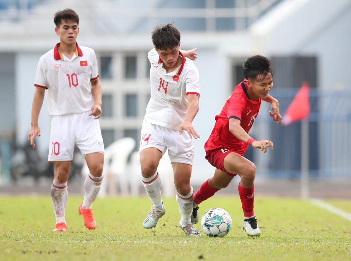 Thang Lao ty so 4-1, U23 Viet Nam khoi dau hoan hao