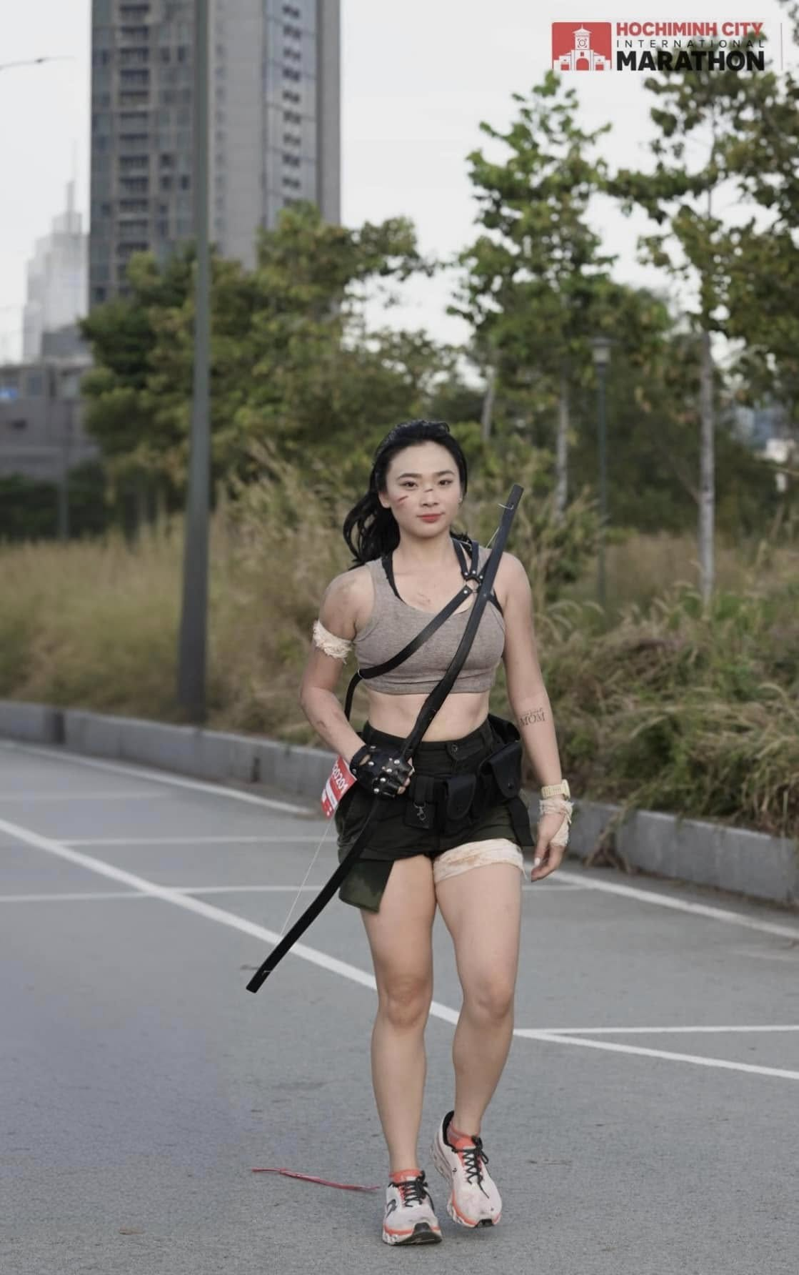 Những bức ảnh hay video ghi lại khoảnh khắc của hot girl này trên đường đua đã nhanh chóng được chia sẻ rộng rãi trên mạng xã hội, khiến nhiều người cảm thấy thích thú.
