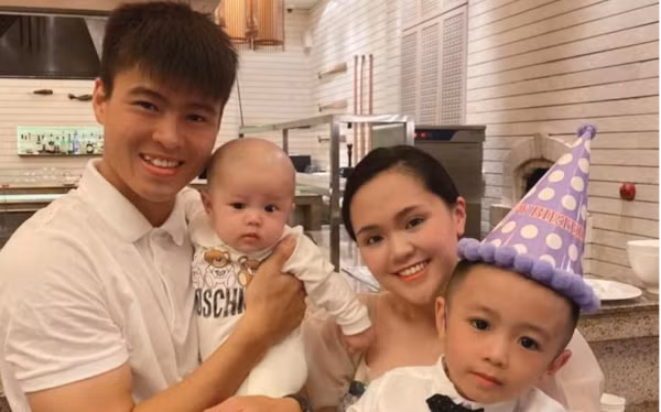 Vợ "xả vai" mẹ bỉm sữa, Duy Mạnh vào bình luận khen tấm tắc Vo