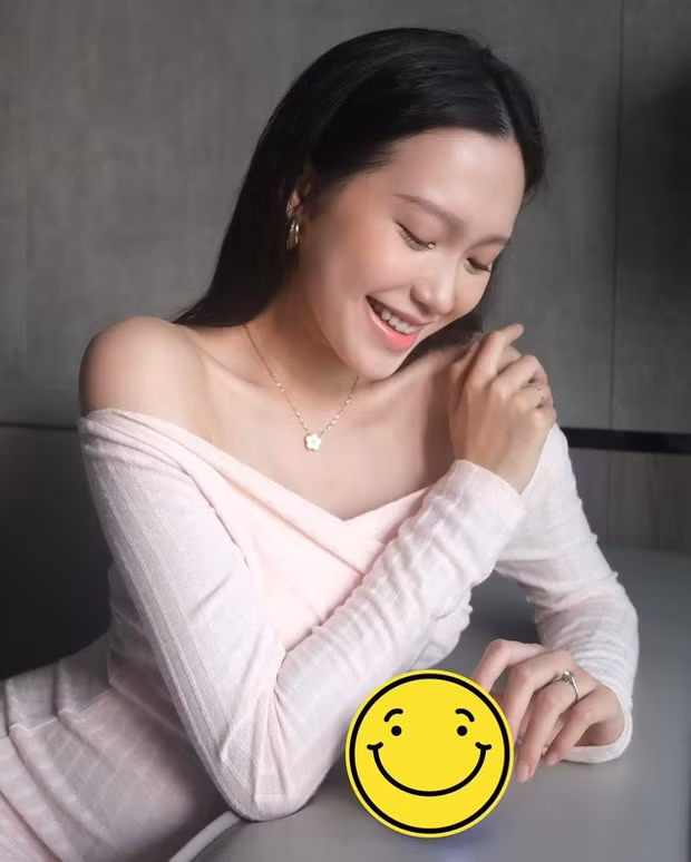 Sau khi chính thức về chung một nhà, cuộc sống hôn nhân của Đoàn Văn Hậu và Doãn Hải My tiếp tục được quan tâm. Một trong số đó là thông tin nàng WAG đang mang thai em bé đầu lòng.